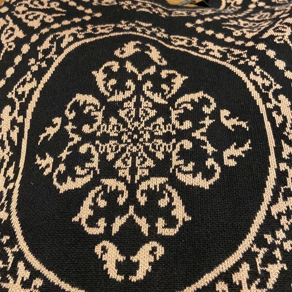 Romeo + Juliet Couture Damask Intarsia Knit Short Sleeves Zip Size Small Dress. - Picture 5 of 7